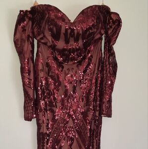 Elegant Burgundy Sequin Dress